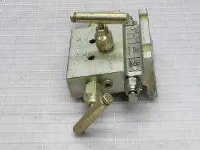 M694CCT PRECISION GENERAL Valve Manifold Hydraulic #3
