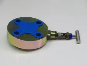 PF1-8BUS4TAXLK-N PRECISION INSTRUMENT Manifold Valve #2