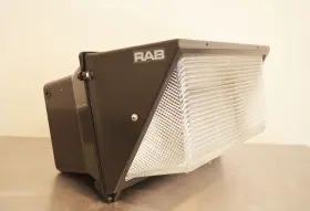WP4H400PSQ RAB Wall Pack Floodlight Fixture Pulse Start Quad