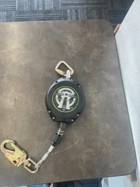 FS-FSP1230-G SAFEWAZE Safe Waze Retracting Lanyard