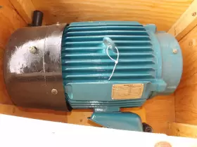 3-5100-LR10635-1 SIEMENS Rgzfe Pe Induction Motor