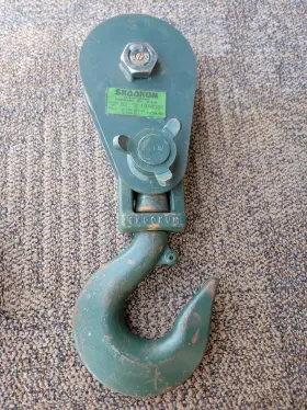 1918001 SKOOKUM Snatch Block Swivel Hook Wll Sheave