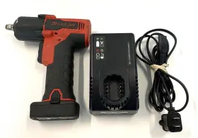 CTR861A SNAP-ON Drive Ratchet Battery Charger