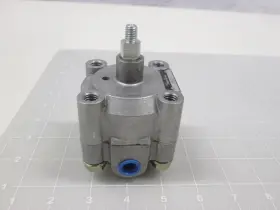 7887-1 SNAP-TITE Valve