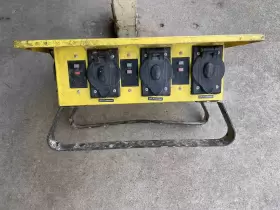 6506-G SOUTHWIRE Temporary Power Distribution Box #2