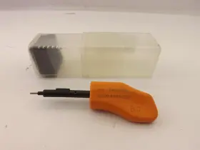 V23599-M1011-C100 TYCO Coax Crimp Tool