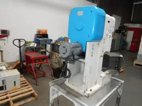 CM-7000 UNION MACHINERY Punch Press #2