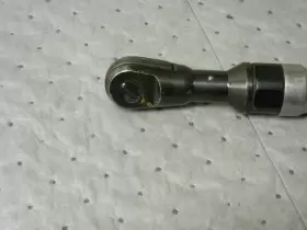 UT8001 UNIVERSAL TOOLS Angle Nut Runner #2
