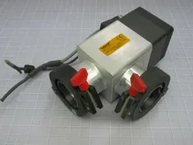 26432-KA41-0001-0706 VAT Right Angle Pneumatic Valve Steel