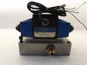 02-119796 VICKERS Directional Valve