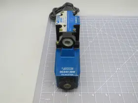 DG4V-3-2A-M-P7-H-7-50-JA100 VICKERS Directional Control Valve #2