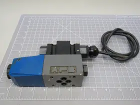 DG4V-3-2A-M-P7-H-7-50-JA100 VICKERS Directional Control Valve #3