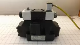 DG5S88CEVMUB5 VICKERS Directional Control Valve #2