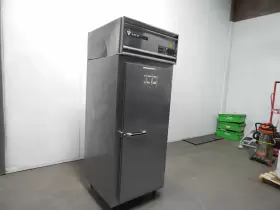 RS-1D-37-EW-R2 VICTORY Refrigerator