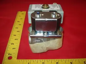 25M43S WHITE RODGERS Dual Solenoid Gas Valve #2