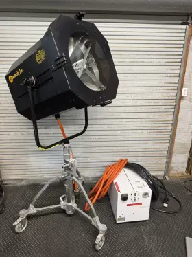 BL7000H XENOTECH Britelight Searchlight Promotional Search