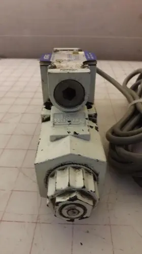 DSG-01-3C60-D24-50 YUKEN Directional Valve #2
