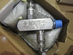 Richards Ind. Hex Valve Hb591u3131412 Int Block & Bleed Hard Sst Tfe,. Fixed Price $450.00.