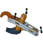 Ame 11076 Diamondback Aluminum Tire Bead Breaker With Carrying Case. Fixed Price $2266.67.