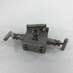 Hex Hm541u9999412 Valve Manifold. Fixed Price $49.99.