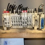 Smc Ex260-sdn1 Pneumatic Valve Manifold With Rack. Works.. Fixed Price $59.99.