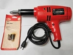 Malco Electric Riveter Model Er-73 120 Vac With Extra Split Nut Kit. Fixed Price $95.00.