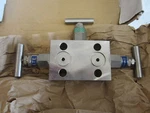 Siemens Three Valve Manifold 7mf9411-5ba. Fixed Price $300.00.