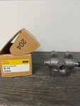 S-10 Parker 1" Selector Valve S And H Series Hydraulic Two Position Three Way. Fixed Price $49.99.