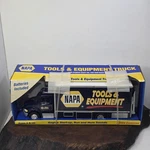Napa Tools & Equipment Truck 2009 Exclusive First Gear Sound Lights Boxed. Fixed Price $74.99.