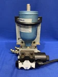Crs Crsdg4s4-012a-h-6y Solenoid Valve Oilair Hydracushion Accumulator Read. Fixed Price $300.00.