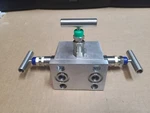 Precision Instrument 1/2" 316 Ss Manifold Model#: S3/ttlxx-f. Fixed Price $144.00.