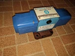 Sperry Vickers Directional Valve With Manifold Dg4s4 012c W B 50 (dg4s4012cwb50). Fixed Price $179.99.
